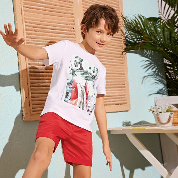 

Boys Letter Graphic Print Top & Rolled Hem Shorts Set, Multicolor