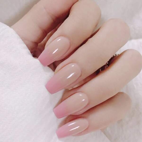 

24pcs Gradient Fake Nail With Double Side Tape, Multicolor