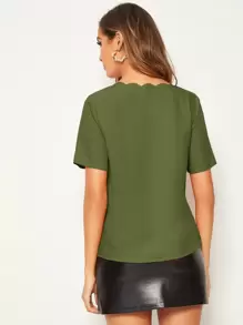 SHEIN 貝殼邊領素色上衣 - 軍綠色 - 查看 2