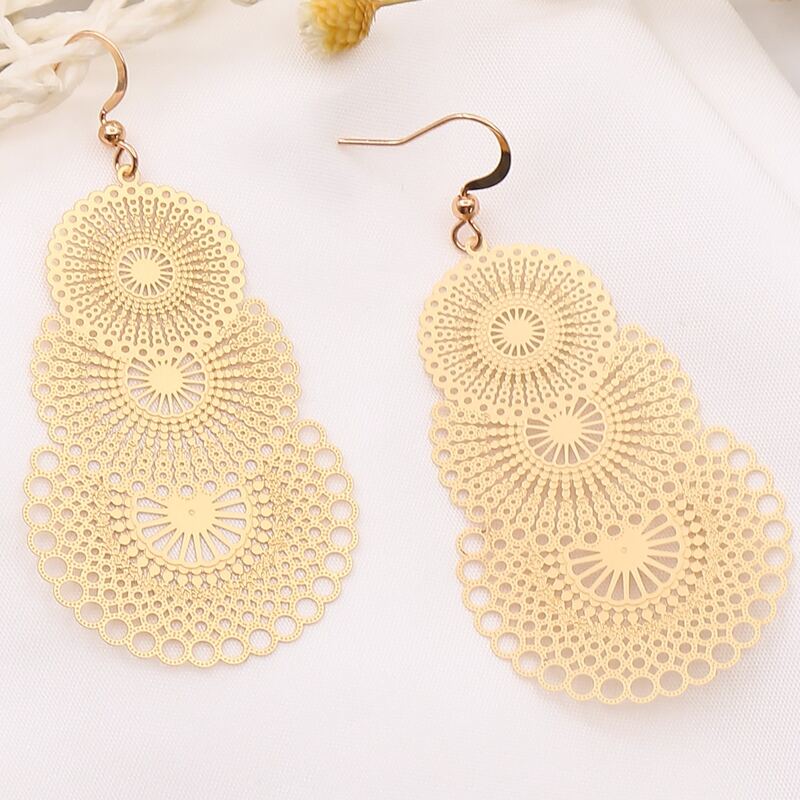 

Hollow Out Drop Earrings, Gold