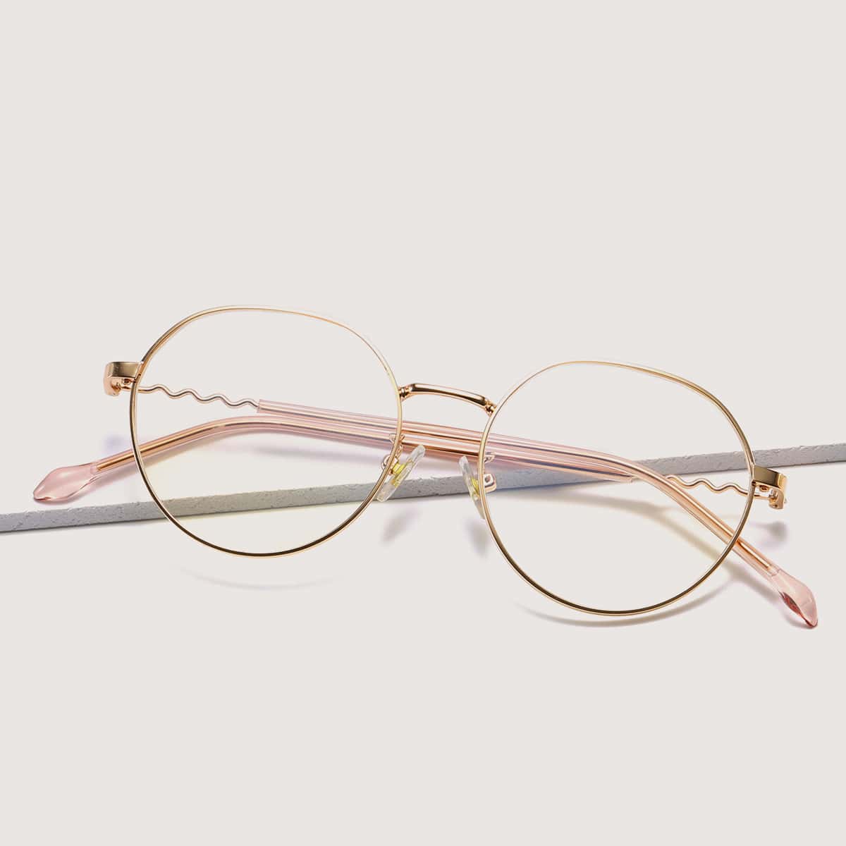 

Metal Frame Glasses
