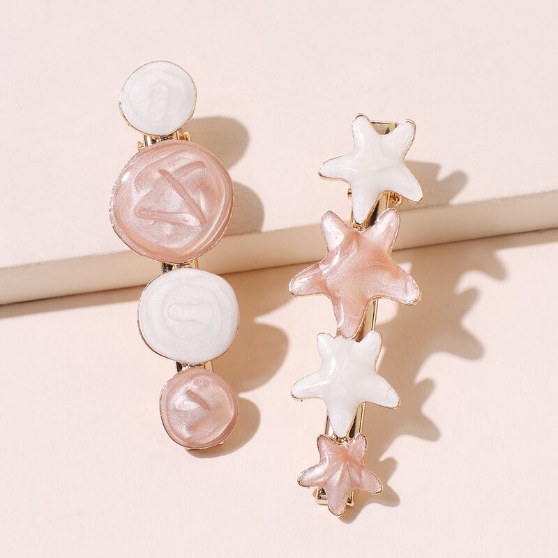 

2pcs Star Decor Hair Clip, Multicolor
