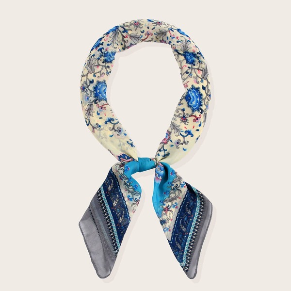 

Flower Pattern Bandana, Multicolor