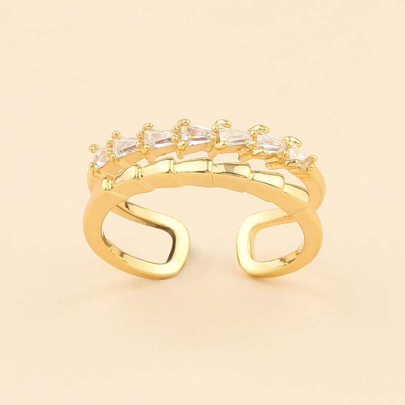

Rhinestone Engraved Ring, Gold