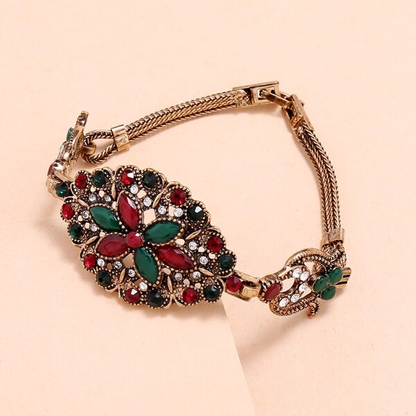 

Flower Detail Rhinestone Engraved Bracelet, Red