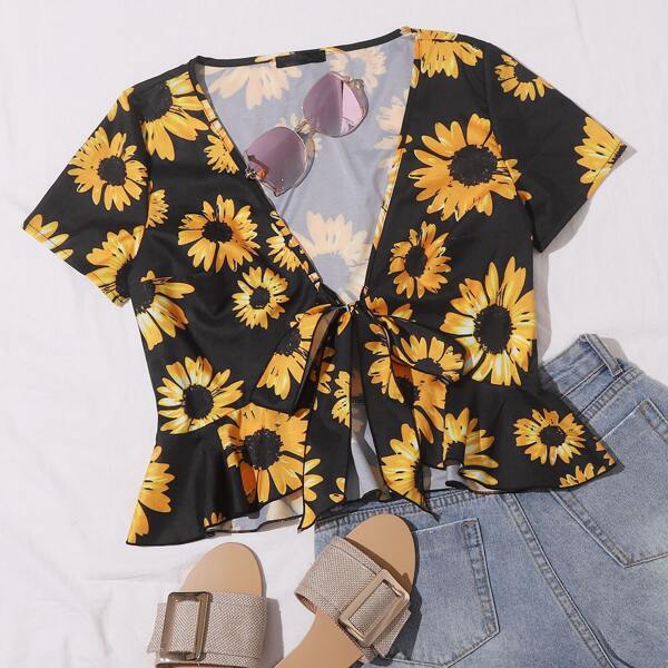 

Allover Sunflower Tie Front Top, Black