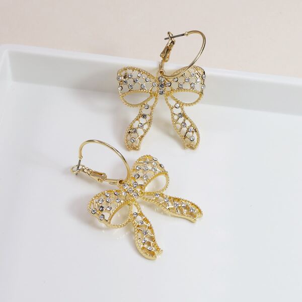 

Rhinestone Engraved Bow Decor Drop Earrings, Gold