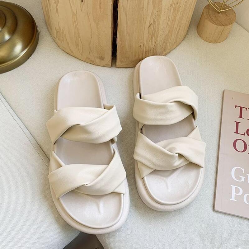 

Twist Chunky Sliders, Beige