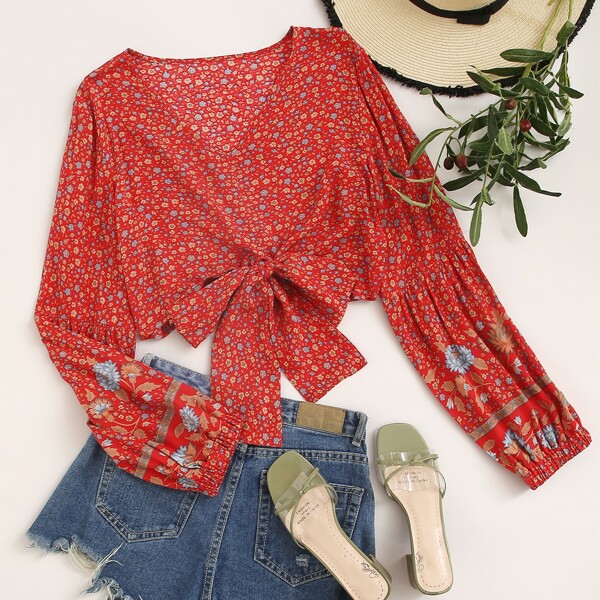

Ditsy Floral Print V-neck Knot Hem Blouse, Red