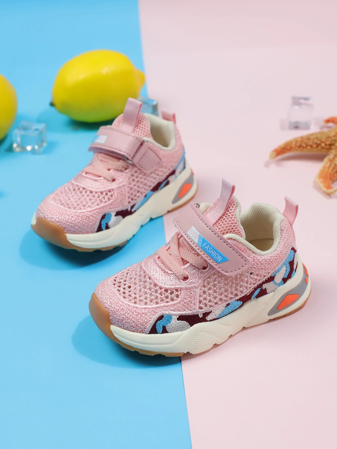 girls velcro trainers