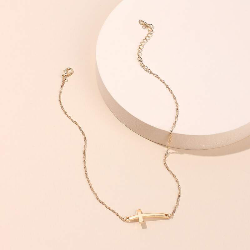 

Cross Decor Necklace, Gold