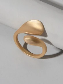 Simple Metal Ring - Yellow Gold - View 1