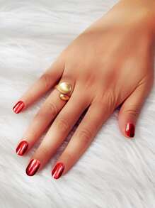 Simple Metal Ring - Yellow Gold - View 2