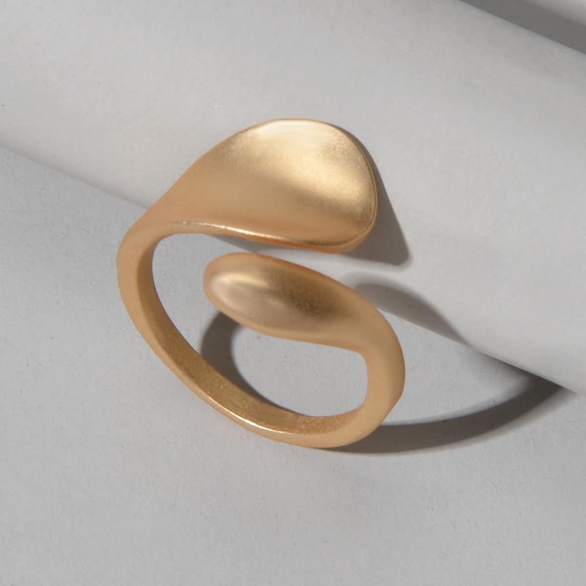 

Simple Metal Ring, Gold