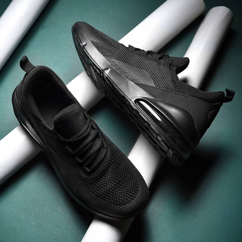 

Guys Lace-up Front Low Top Sneakers, Black