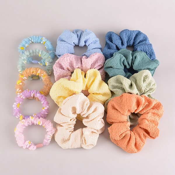 

13pcs Daisy Pattern Scrunchie, Multicolor