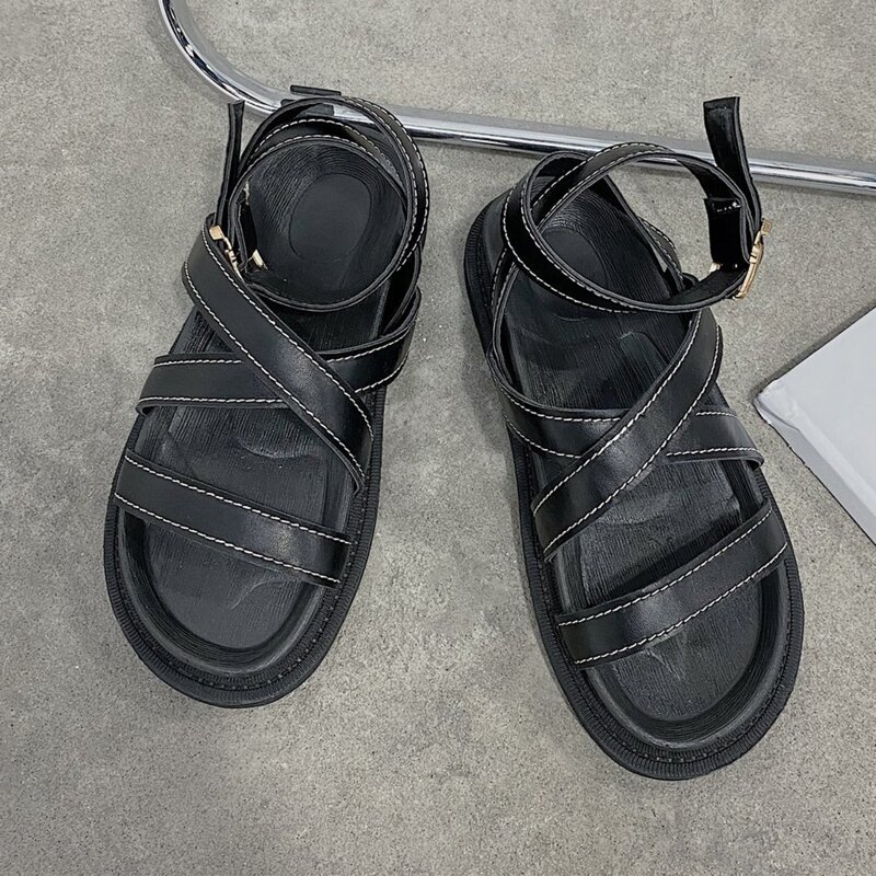 

Solid Strappy Sandals, Black