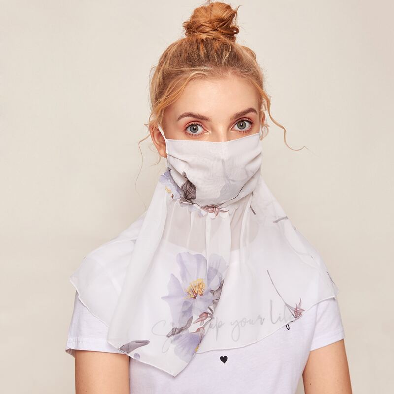 

Floral Pattern Sun Protection for the Face, Grey