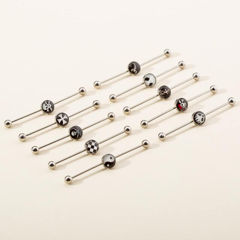 

10pcs Guys Skull Decor Earrings, Silver