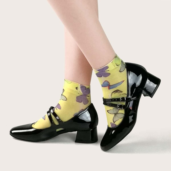 

Butterfly Pattern Socks, Yellow