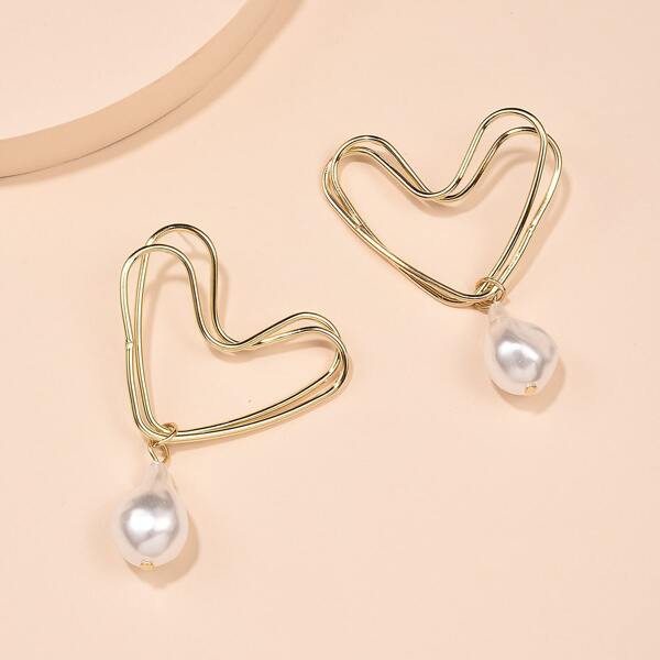 

Серьги-гвоздики в форме сердечка с искусственными жемчугами, Золотистый