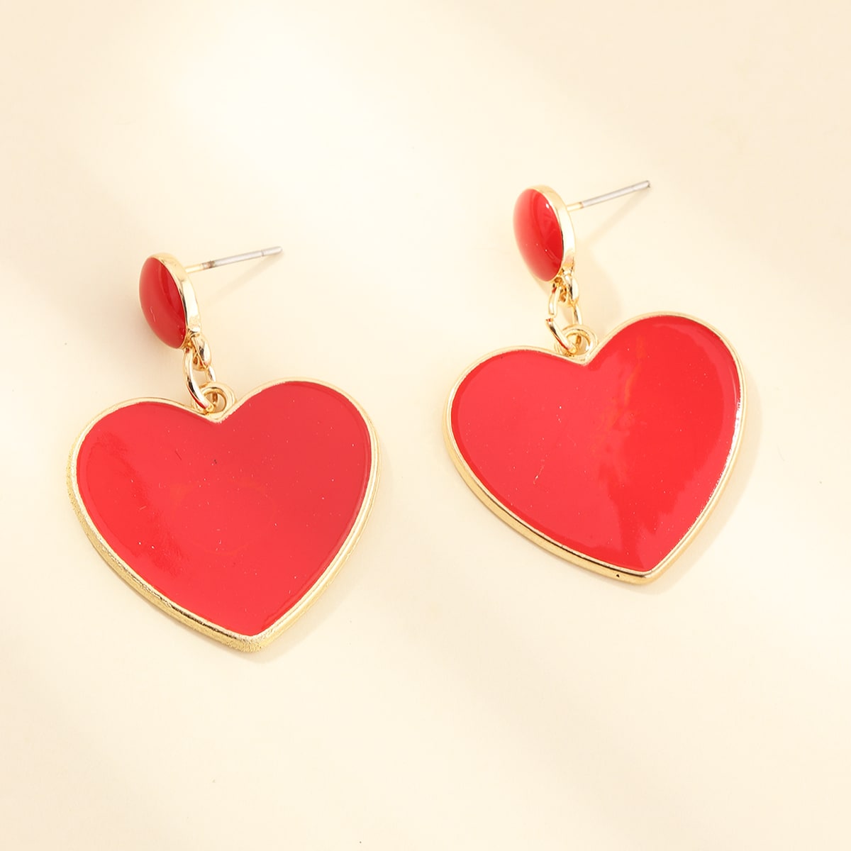 Сережка сердце. Серьги подвески сердечки. Серьги сердце с жемчугом. Серьги сердечки с жемчугом. Кулон сердце меркури.