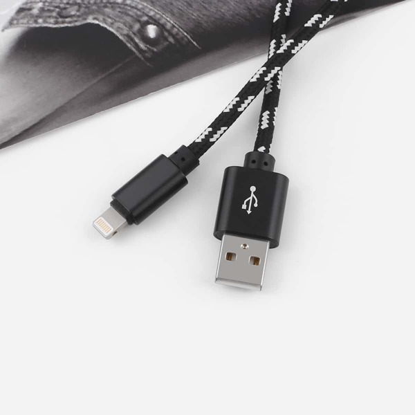 

Дата-кабель iPhone, Чёрнобелые