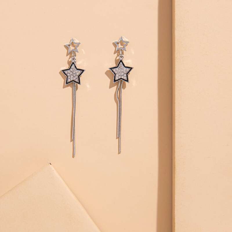 

Rhinestone Engraved Star Decor Drop Earrings, Silver