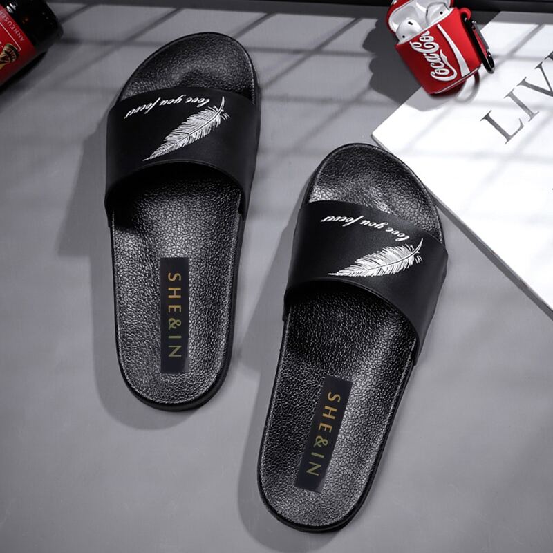 

Guys Feather Print Sliders, Black