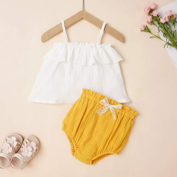 

Baby Girl Ruffle Trim Cami Top & Bow Shorts, Multicolor