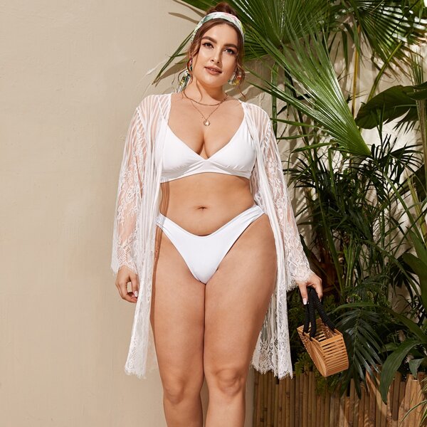 

Plus Sheer Lace Scallop Hem Kimono, White