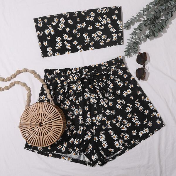 

Plus Daisy Floral Bandeau Top & Belted Shorts Set, Black