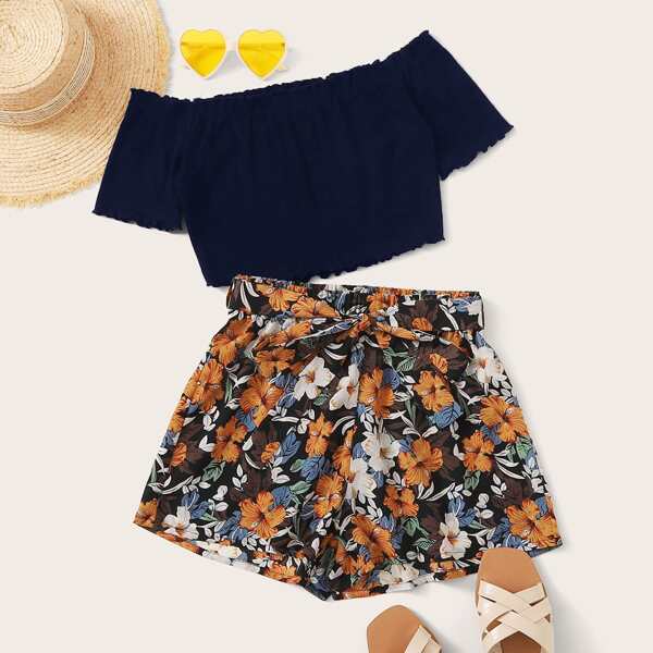 

Футболка с открытыми плечами и цветочные шорты с поясом, Многоцветный