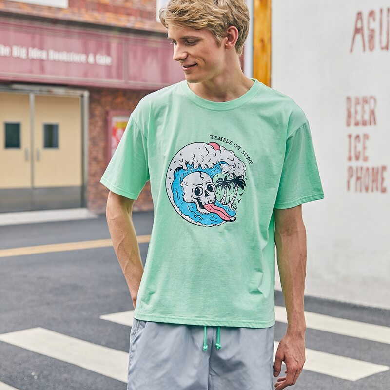 

Guys Skull & Sea Wave Print Tee, Green