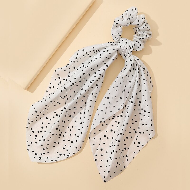 

Polka Dot Pattern Bow Scrunchie, White