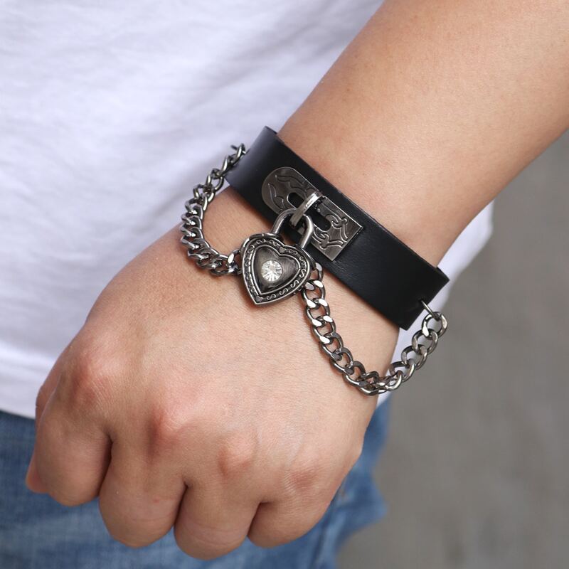 

Guys Heart Chain Decor Bracelet, Black
