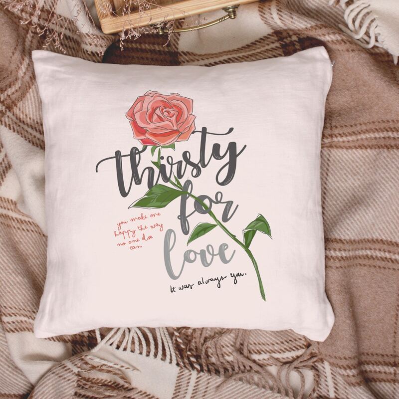 

Rose Print Cushion Cover Without Filler, Multicolor