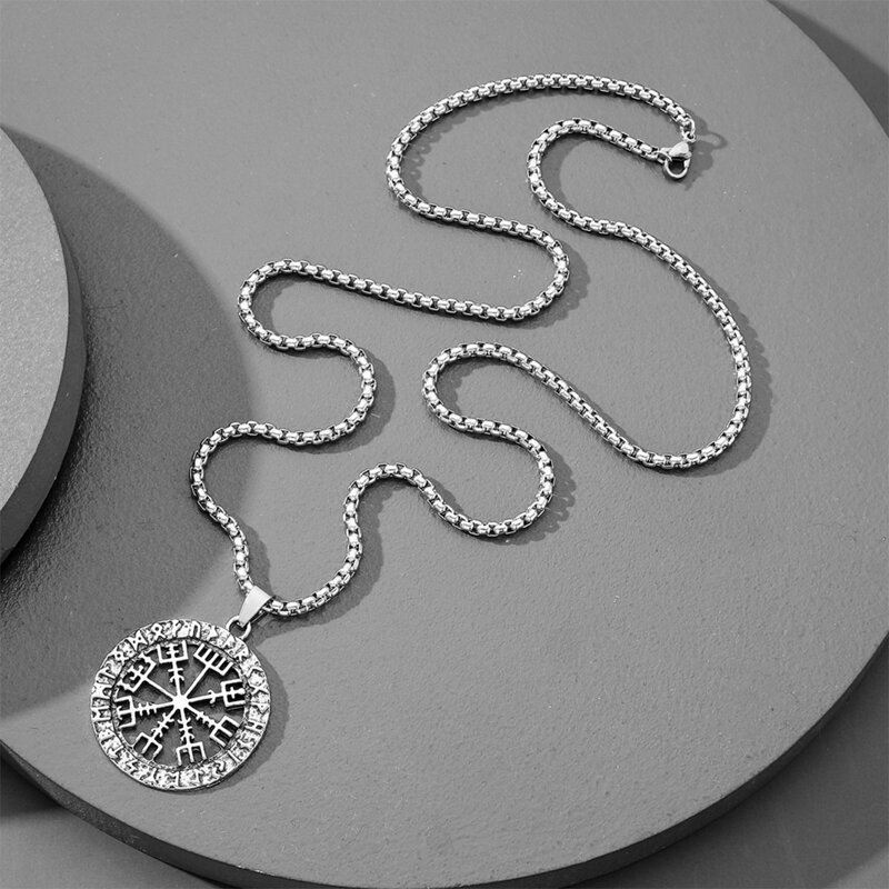 

Guys Round Charm Necklace, Silver