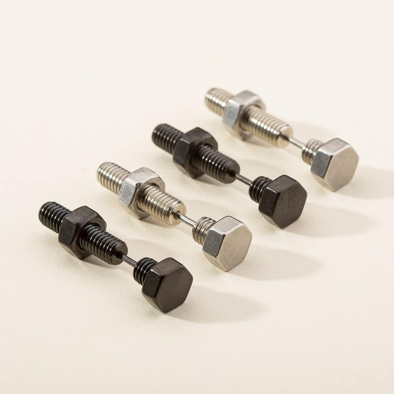 

2pairs Guys Screw Design Earrings, Black and white