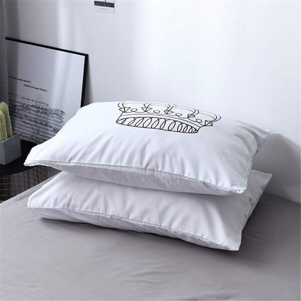 

2pcs Crown Print Pillowcase, White