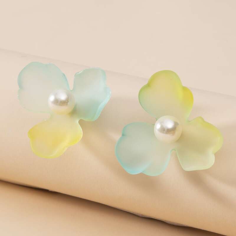 

Faux Pearl Flower Stud Earrings, Blue