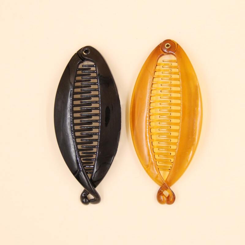 

2pcs Fish Shaped Hair Pin, Multicolor