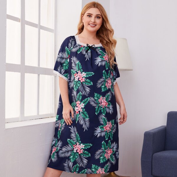

Plus Plants Print Contrast Lace Night Dress, Navy blue