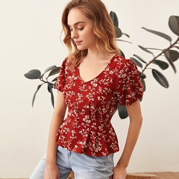 

Ditsy Floral Puff Sleeve Boxy Pleated Hem Top, Red