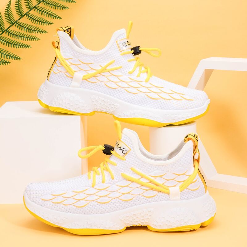 

Guys Fish Scale Decor Knit Sneakers, White