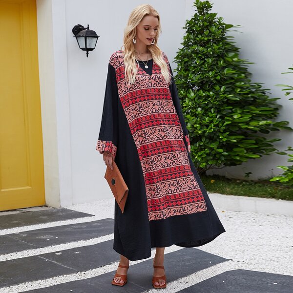 

Contrast Tribal Print Kaftan, Multicolor