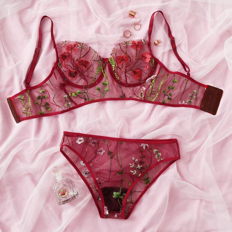 

Floral Embroidered Mesh Underwire Lingerie Set, Burgundy