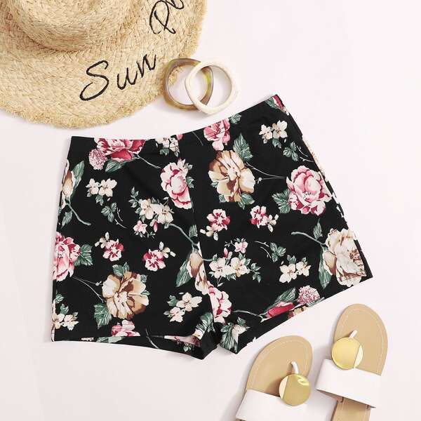 

Plus Flower Print Shorts, Black