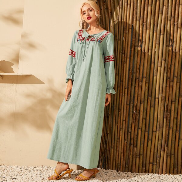

Embroidery Tie Neck Maxi Dress, Mint green