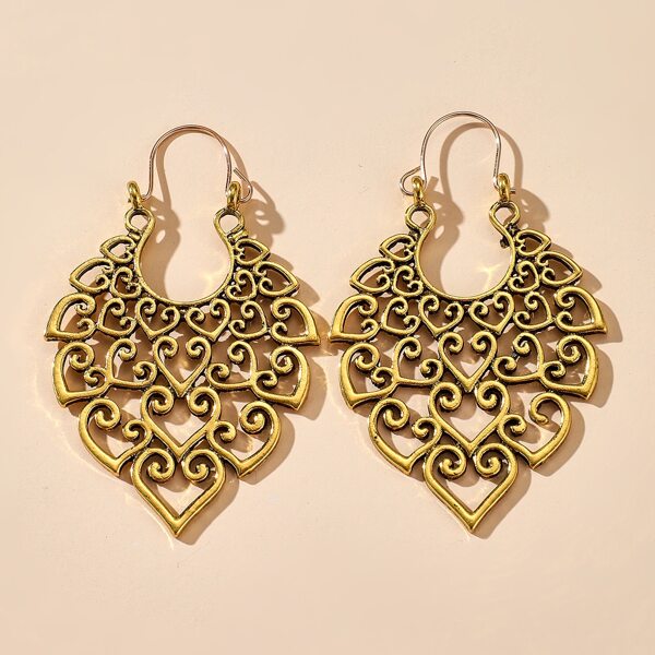 

Leaf Design Hoop Earrings, Gold